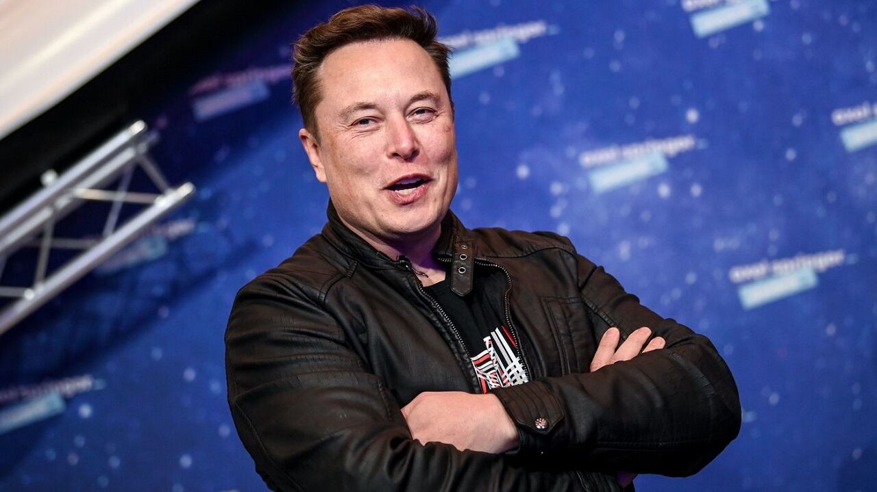 SpaceX despide a cinco empleados por criticar a Elon Musk, un “defensor” de la libertad de expresión