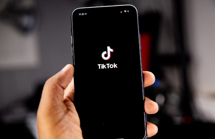 TikTok viral: mujer descubrió infidelidad de su novio a través de su dispositivo Alexa